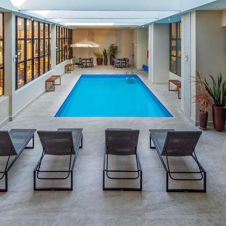 Mercure Curitiba Golden Экстерьер фото