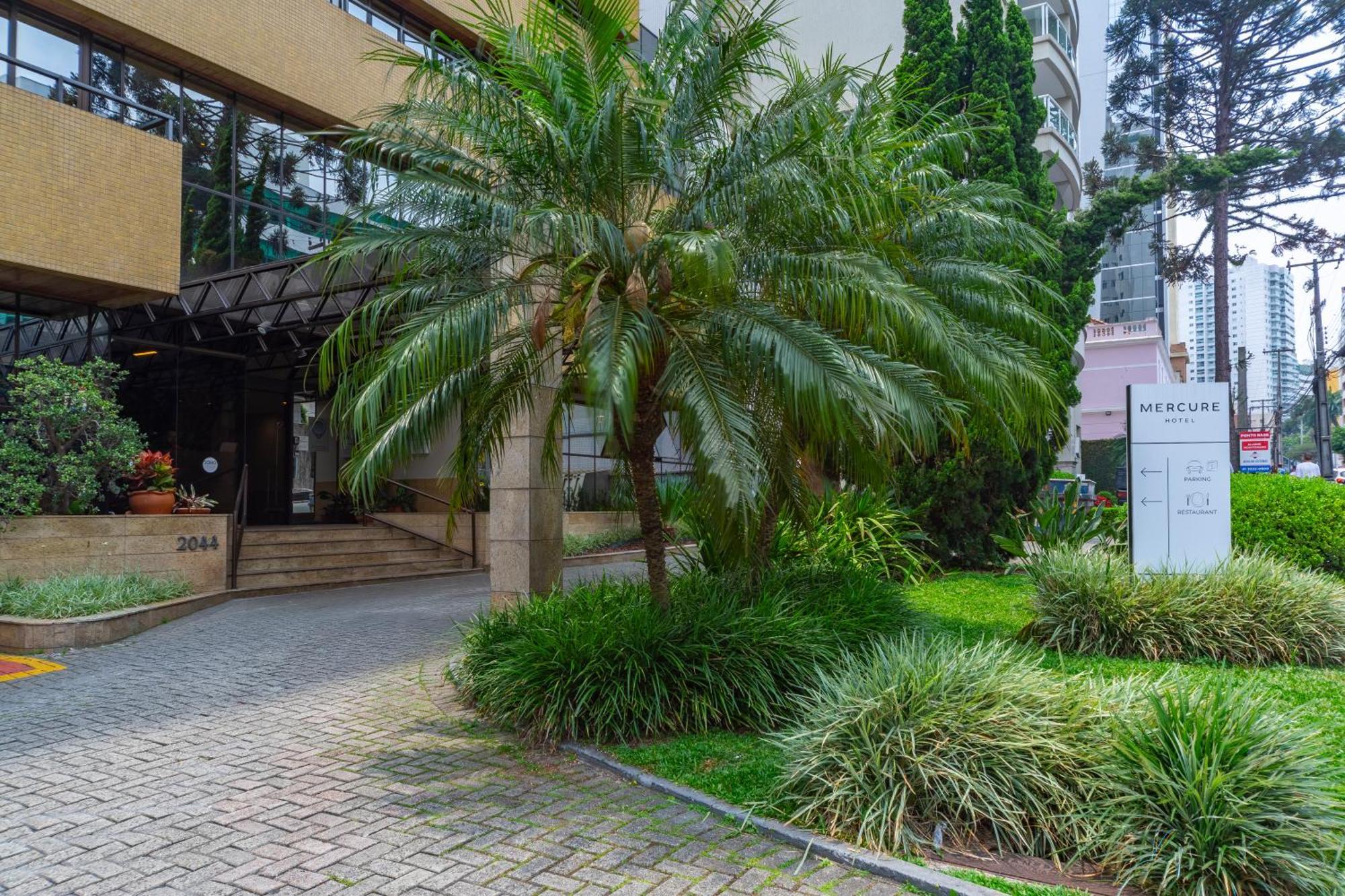Mercure Curitiba Golden Экстерьер фото